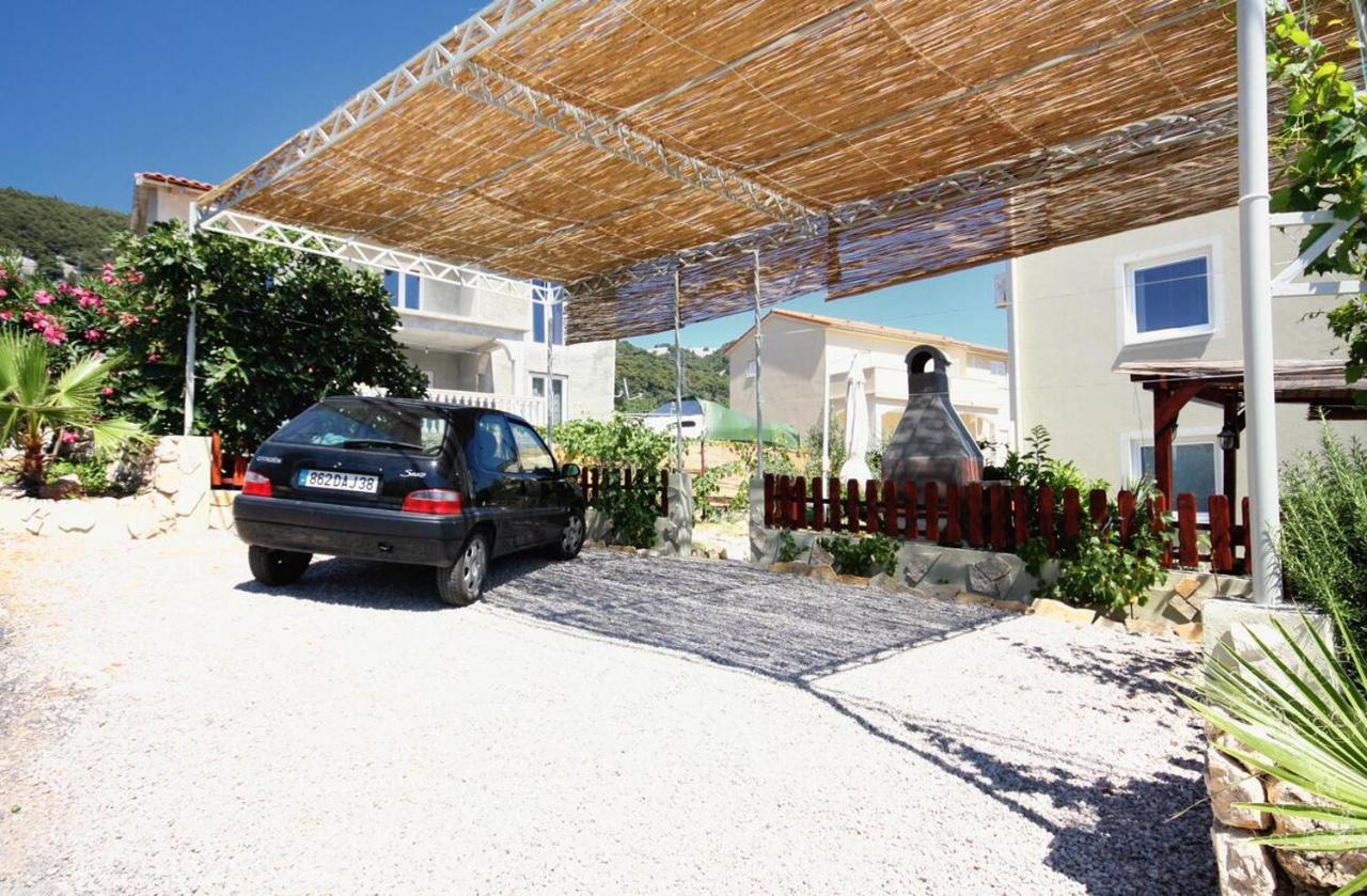 Apartments With A Parking Space Banjol, Rab - 5071 Exterior photo